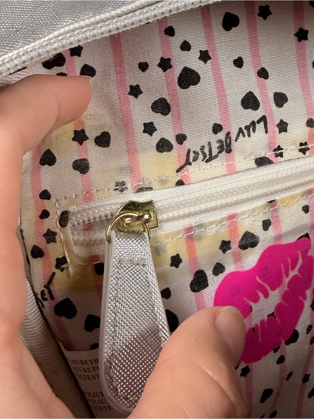 Betsey Johnson Luv Betsey White Ghost Casper Backpack Halloween Rare - Picture 11 of 16